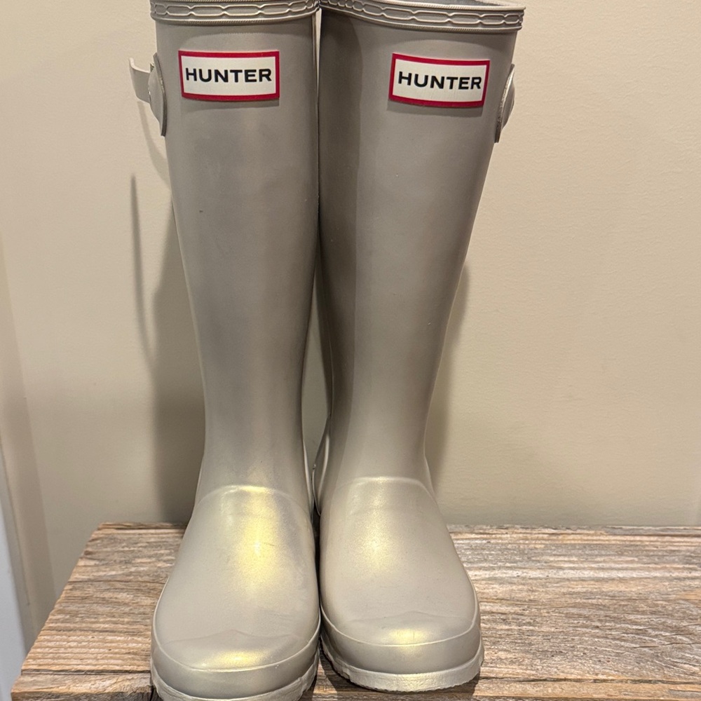 Kids Hunter Metallic Silver Boots, Size 1